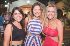 Roxane Ayres, Marina Santos e Suellen Lira