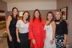 Juliana Melo, Manoela Corrêa, Mariane Junqueira, Adriana Queiroz e Sandra Frota