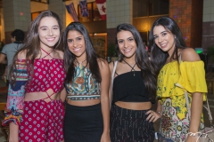 Jamile Pinto, Paula Couto, Lara Menezes e Marília Borges