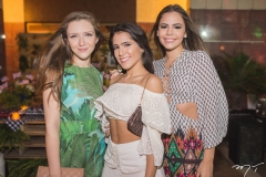 Marina Baldasso, Victória Macedo e Carol Mendonça