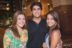 Nathalia Fernandes, Gustavo Alcântara e Gabriela Arruda