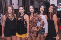 Déborah Holzmann, Hélida Souza, Laryssa Rodrigues, Anna Medeiros e Amanda Gabriele