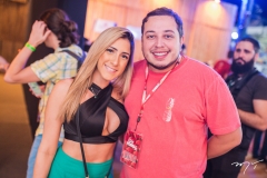 Ana Luiza Fernandes e Renan da Resenha