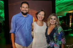 Emílio Moreno, Gisele Soares e Vini Fernandes