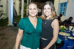 Patrícia Macedo e Carol Bezerra