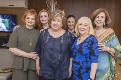 Lúcia Mello, Jacqueline Philomeno, Luciana Martins, Ana Maria Philomeno e Vera Valente