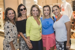 Ellen Benevides, Patrícia França, Lilian Porto, Liliana Diniz e Cláudia Diniz