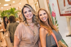 Taís Pinto e Wayne Moreira