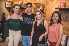 Silvania Cavalcante, Pablo Oliveira, Auxiliadora Meira e Natasha Oliveira