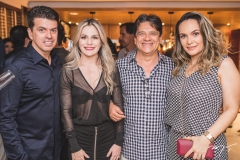 Simão e Roberta Vasconcelos, Cícero e Daniele Moraes