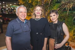 Flávio e Sonia Gomes e Ticiana Rosado
