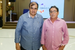 Eduardo Queiroz e Tobias Navarro
