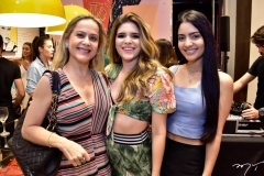 Cristiane Ary, Marcella Feitosa e Carolina Ary