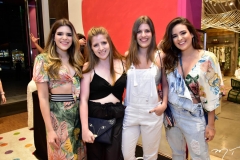 Marcella Feitosa, Vitória e Maria Eduarda Petri e Amanda Feitosa
