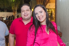 Thiago Menezes e Ana Carolina Gurgel