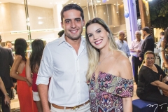Victor Oliveira e Nathália Ponte