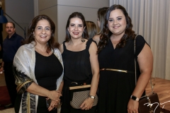 Ana Xavier,  Rocaia Dutra e Natália Portela