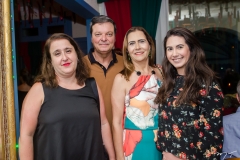 Adelina Moreira, Luiz Antônio, Débora Moreira e Ana Cristina Moreira