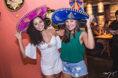 Amanda Santos e Amanda Perez