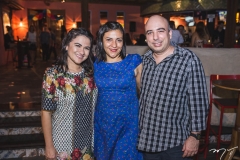 Aparecida de Oliveira, Andrea Marry e Ranieri de Castro Almeida