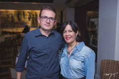 Max Victor Carioca e Ana Paula Ximenes