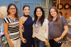 Marília Mendes, Renata Marinho, Luciana Mota e Nayara Oliveira