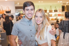 Levi Arruda e Sofia Larocca