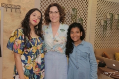 Marina, Marieta e Júlia Souza