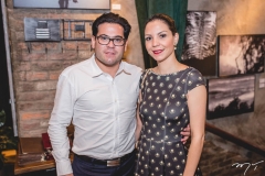 Edmilson Pinheiro e Yuska Castelo Branco