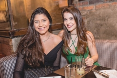 Livia Fenelon e Mayara Rocha