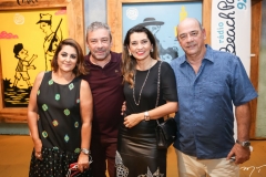 Helena e Cláudio Silveira, Márcia e Fernando Travessoni