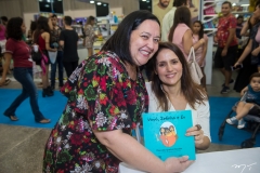 Lançamento Do Livro De Manoela Queiroz Bacelar