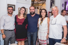 Rani, Rina, Rian e Refina Fontenele e Ivan Cunha