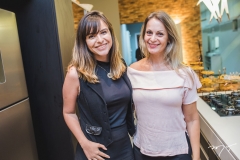Suelen Barbosa e Helida Costa