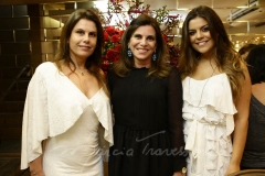 Karla Nogueira, Sandra Pinheiro e Camila Nogueira