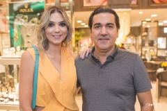 Juliana Marques e Júnior Neves