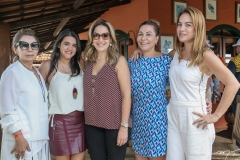 Maria de Lourdes, Priscila e Silvinha Leal, Dida Sousa e Aline Mendonça