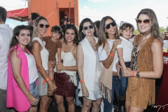 Paula Feitosa, Lívia Vieira, Sara e Priscila Leal, Priscila Fontenele, Synara, Athina e Rebeca Leal