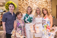André e Tane Albuquerque, Rafaela Furlanetto, Priscilla e Maira Silva