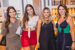 Gabriela e Suzana Geleilate, Roberta Fernandes e Surama Geleilate