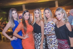 Aléxia Duarte, Fernanda Levy, Priscila Levy, Beatriz Feitosa e Taís Lopes