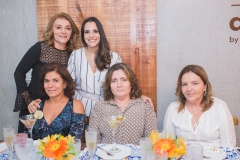 Inês Almeida, Ticiana Machado, Cristina Viana, Cira Araripe e Lúcia Pires