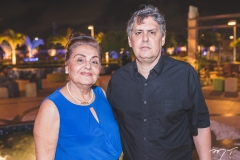 Regina Clemente e Caetano Júnior