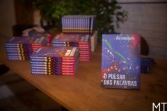 Lançamento-do-livro-de-Cris-Cavalcante-2