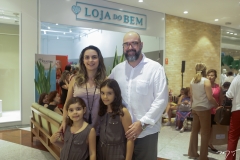 Sarah, Maria Laura, Beatriz e Nilton Whitehurst
