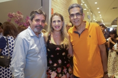 Totonho Laprovitera, Marjorie Marsall e Sávio Queiroz