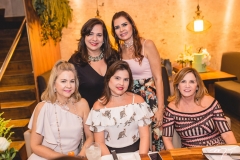 Sarah Philomeno, Marcinha Assunção, Sumaia Rocha, Lorena Pouchain e Amazonia Albuquerque