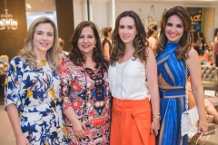Suyane Dias Branco, Martinha Assunção, Roberta Nogueira e Eveline Fujita
