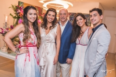 Talita, Márcia, Fernando, Lara e Fernando Travessoni