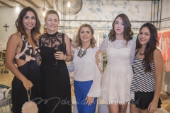Cinara Leal, Marieta Souza, Rosa Ramos, Victória Aguiar e Letícia Leal
